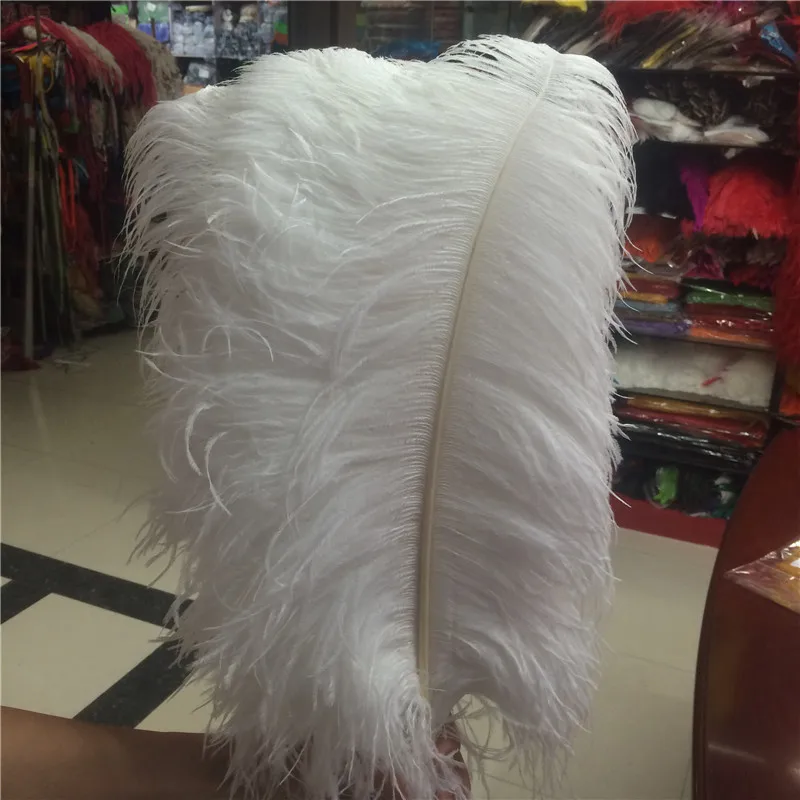 Wholesale 55-60CM 22-24-Inch Big Pole Ostrich feathers For Crafts Natural Deyd White Black feathers wedding decorations plumes