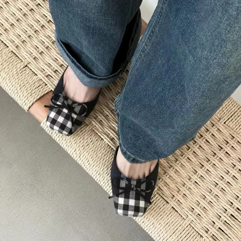 Düz Tabanlı, Kare Burunlu, Sığ - Mary Jane Shoes incelemesi ve fiyatı