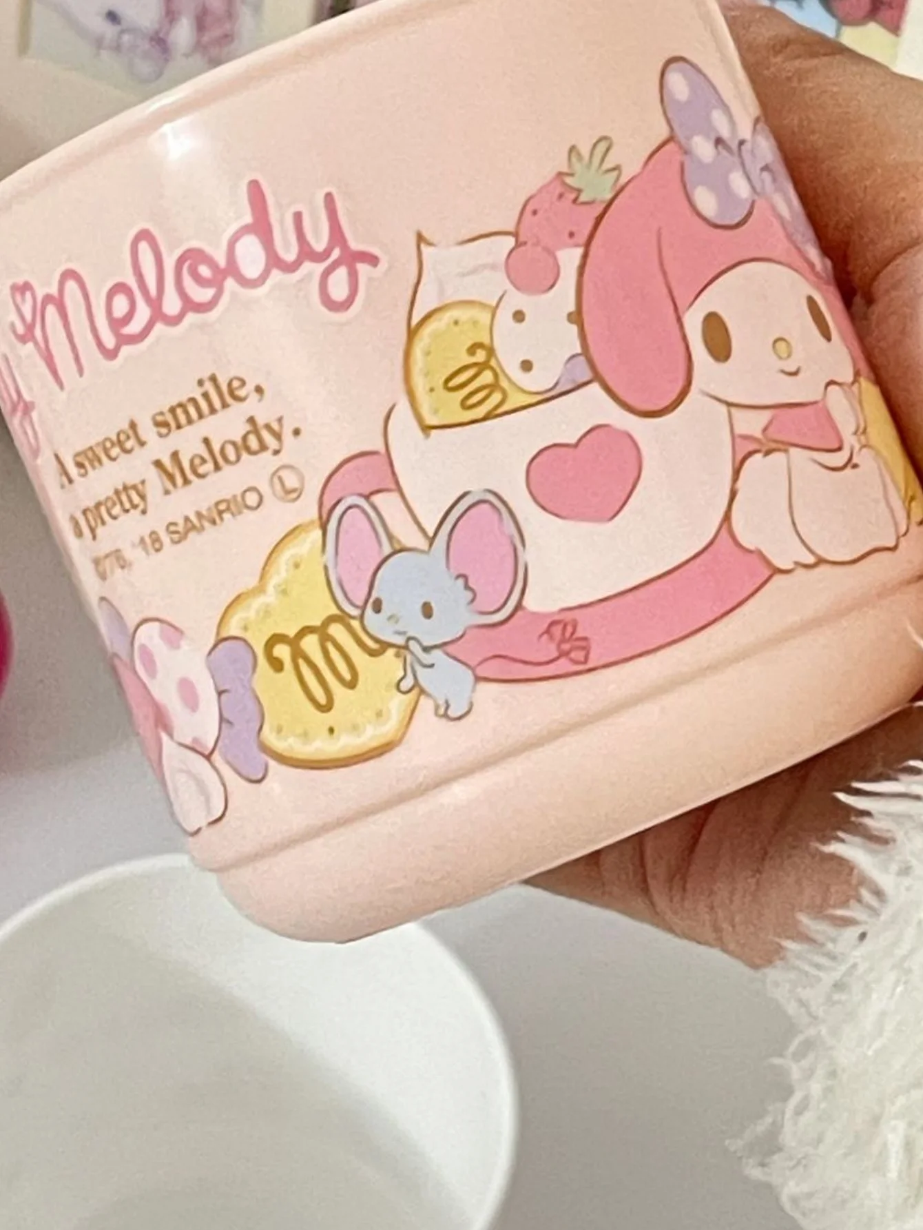 1 pz Sanrio Hello Cute Kitty & Melody Cartoon Tazza da 240 ml con fessura per cannuccia Tazza per lavare e risciacquo per il bagno, i viaggi