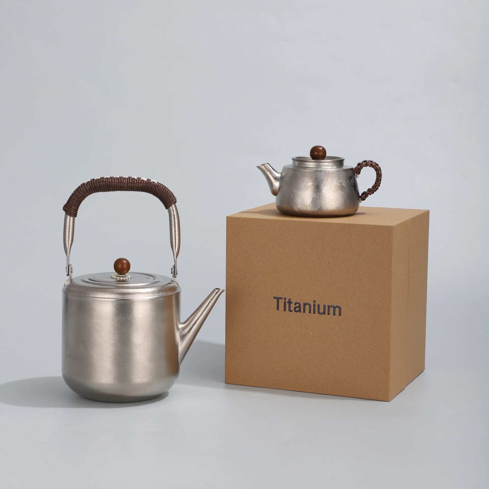 320/1500ml Pure Titanium Tea Pot/Water Kettle with Anti-Heat Handle,Single Layer Drinkware,Anti-Bacterial for Outdoor Camping