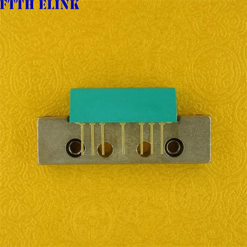 BGY888 كابل وحدة مكبر للصوت التلفزيون 10 قطعة وحدة أنبوب المستوردة BGy835C 34dB 860MHZ استبدال الصينية الصنع