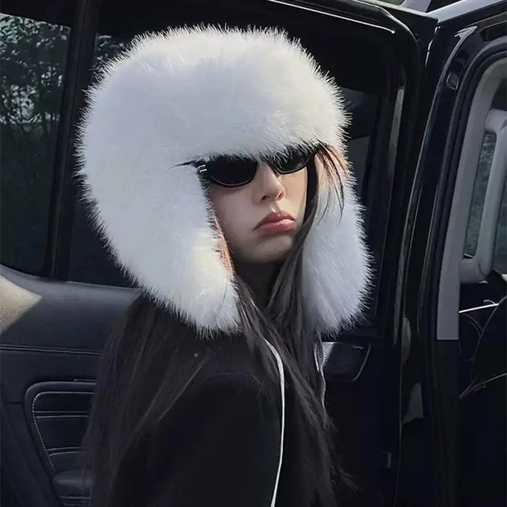 الفاخرة الروسية فو الفراء قبعة النساء Ushanka شتاء دافئ الثلوج منفذها قبعة الموضة أفخم فروي إيرفلاب الصياد القبعات الإناث بيني
