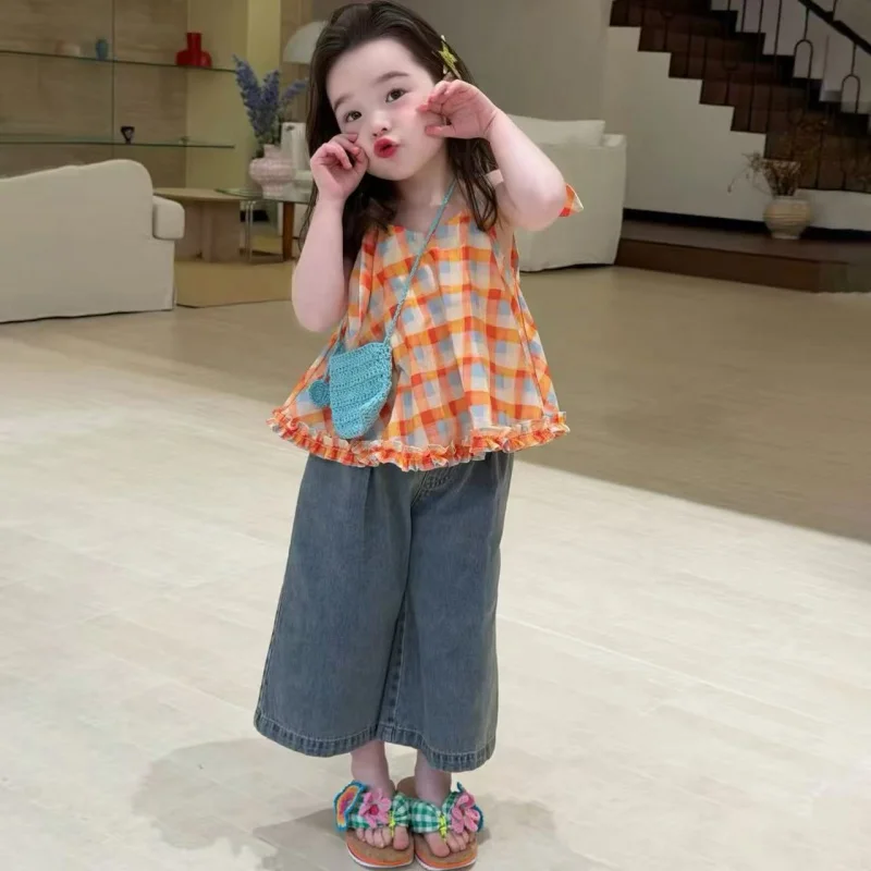

Girls' Summer Outfit: Sweet Colorful Plaid Camisole Top with Lace Trim and Casual Denim Shorts for Children