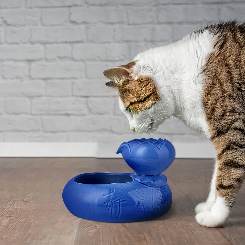 

Ceramic Cat Water Bowl Lotus Shape Large Capacity Anti-Tip Smooth Surface Creative Drinking Fountain For Cats Retro Pet Water