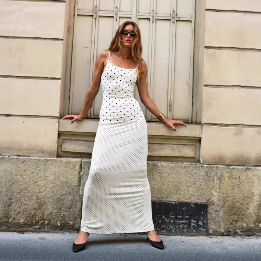 Women's Summer White Polka Dot Spaghetti Strap Dress Backless Slim Fit Casual Streetwear Maxi Dress Outfit Sexy Elegant