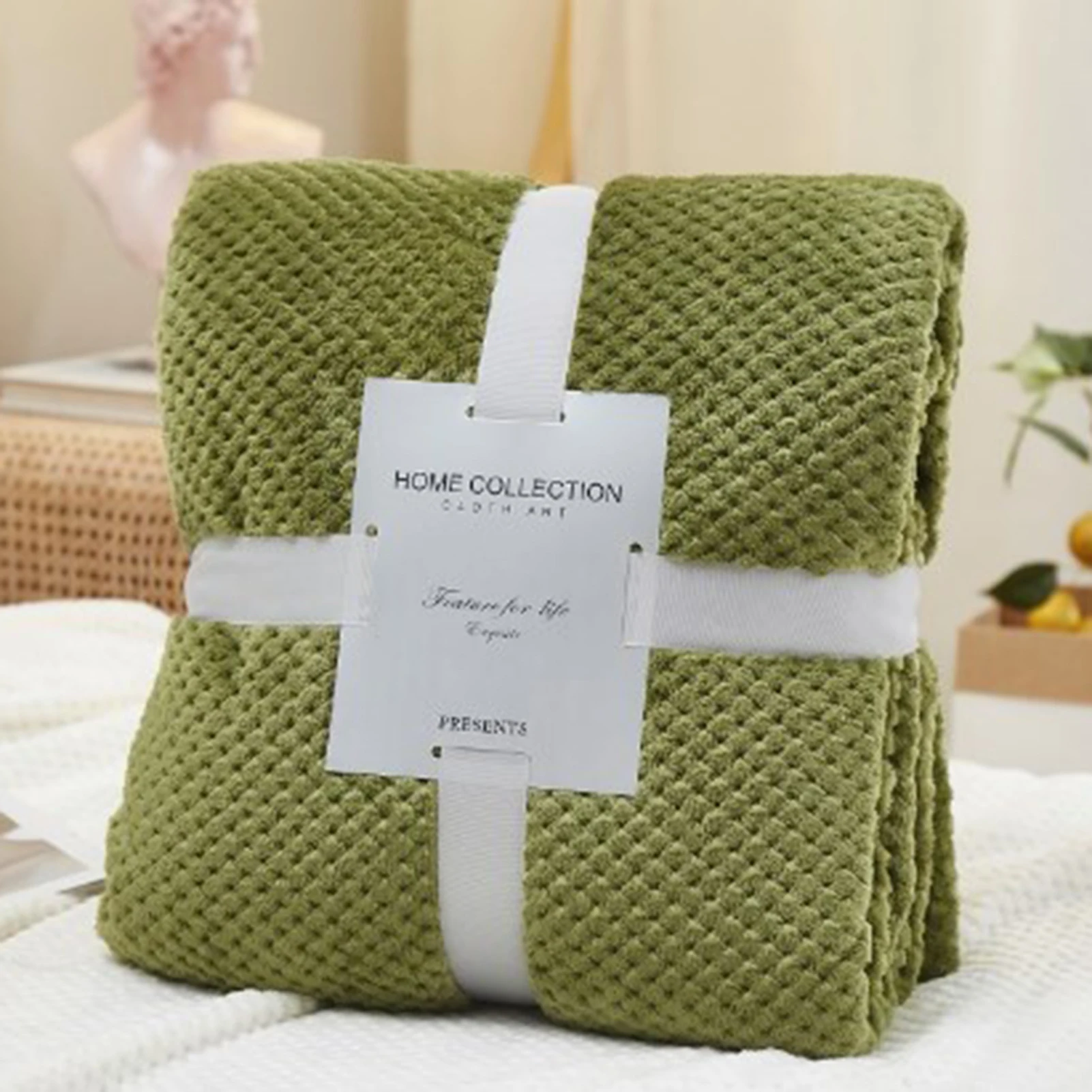 Winter Flannel Warm Blankets Home Office Pink/Green/Khaki Coral Fleece Sofa Cover Soft Fluffy Plaid Nap Blankets 70x100cm