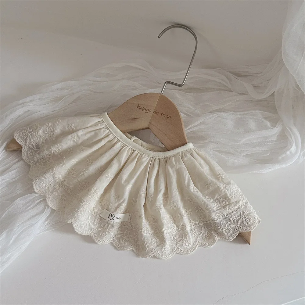 

Fashion Lace Embroidery Baby Bib Hollow Round Collar Kids Bib Scarf Sweet Fake Collar