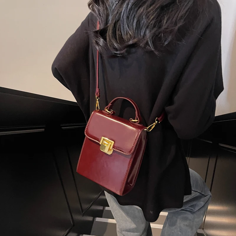 

Spring Niche High-End Pu Leather Shoulder Bag for Women High-Quality Square Hand-Held Diagonal Cross Bag
