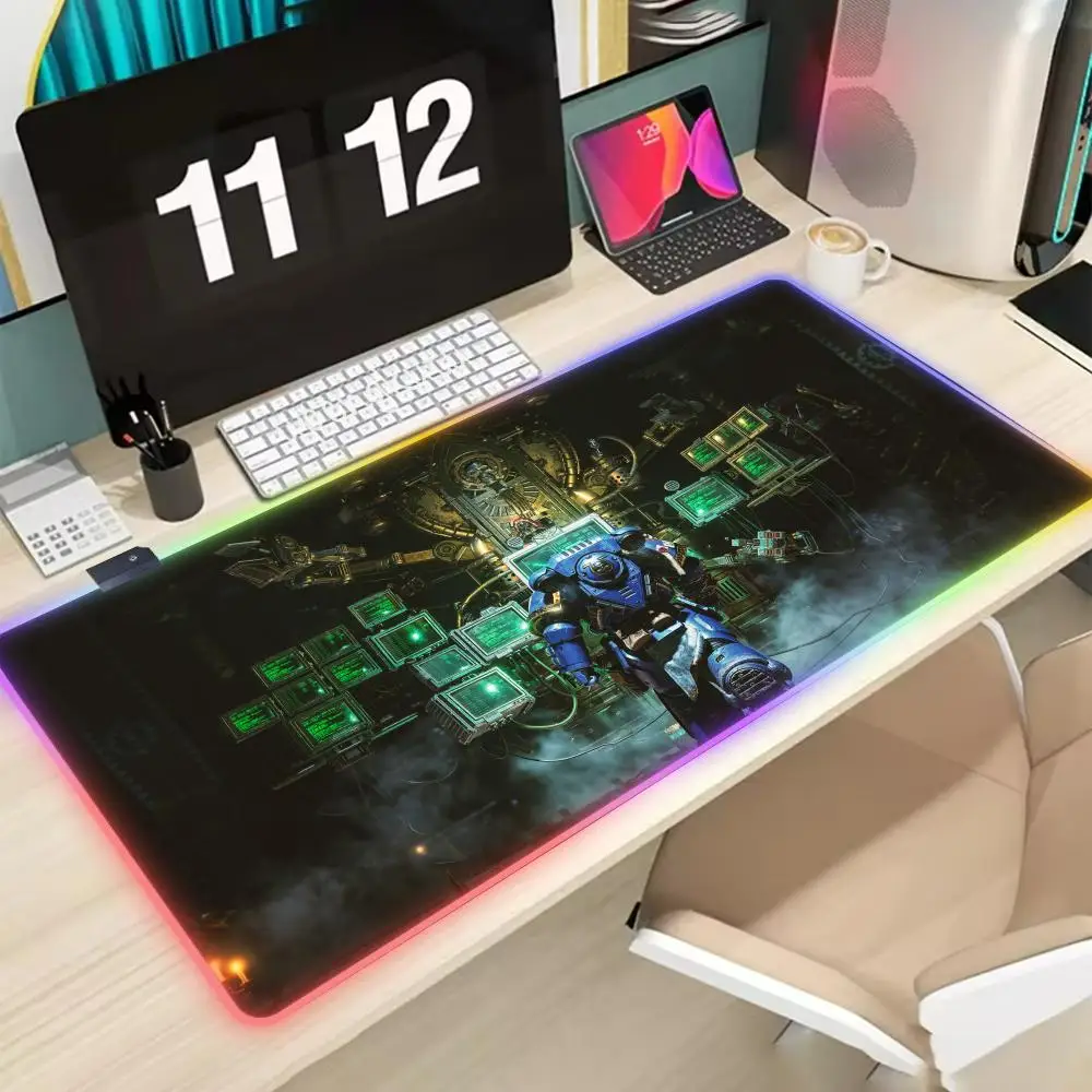 Podkładka pod mysz W-Warhammer 40k RGB Podkładka pod mysz do gier Biura Akcesoria Klawiatura Rozszerzona podkładka LED Komputer do gier PC Gamer Podkładka na biurko Xxl