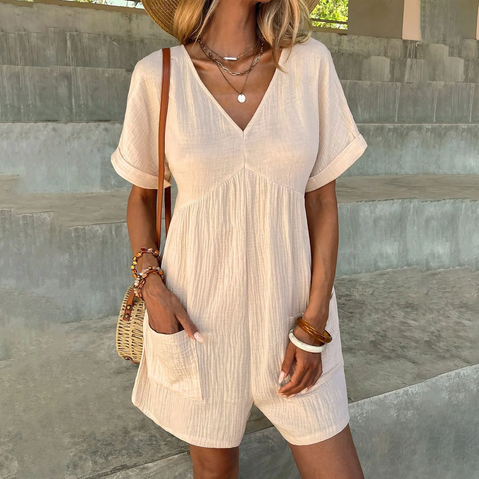 Jumpsuit Women Women Casual Summer Jumpsuit, V-neck And Pocket Pleated Short Sleeved Shorts, Smooth Bra Комбинезон Женский