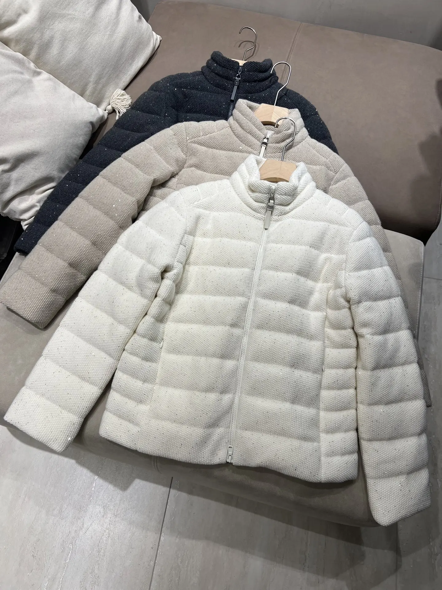 High-Quality Autumn/Winter 2026 Stand-Collar Zip-Up Goose Down Jacket – Sequin-Embellished Wool-Cashmere Knit
