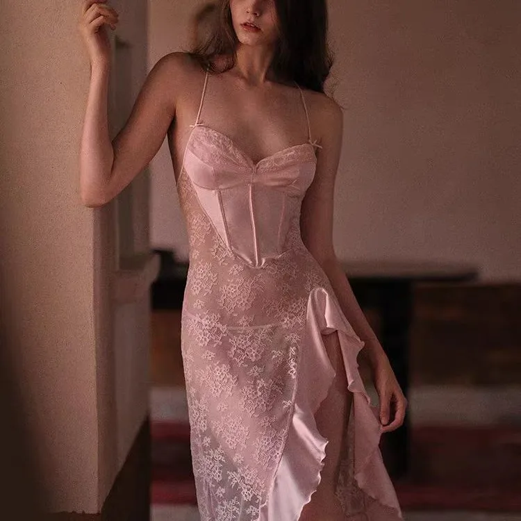 

Sexy Lingerie, Transparent Lace, Thin Exposed Back, Side Split Camisole, Sleepwear, Pure Sleepwear With Chestcushion For Women