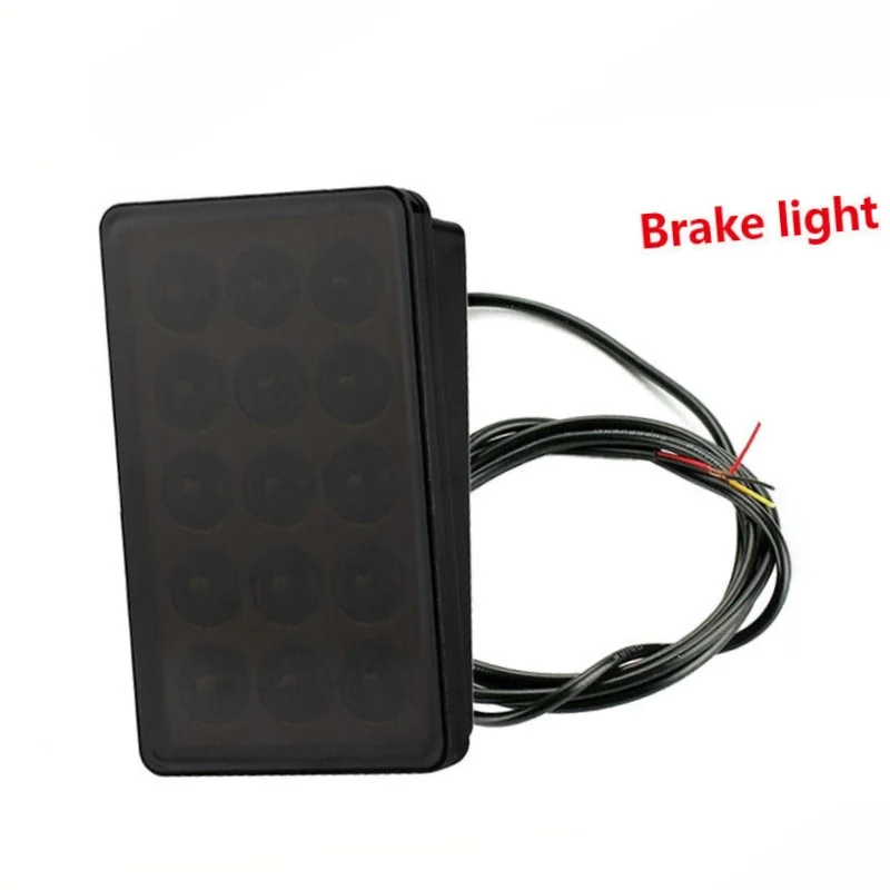 

F1 Style 15 LED Car Rear 3rd Third Brake Light Strobe Flashing Tail Brake Stop Light For Trucks SUV Trailer Motorcycle W205C200