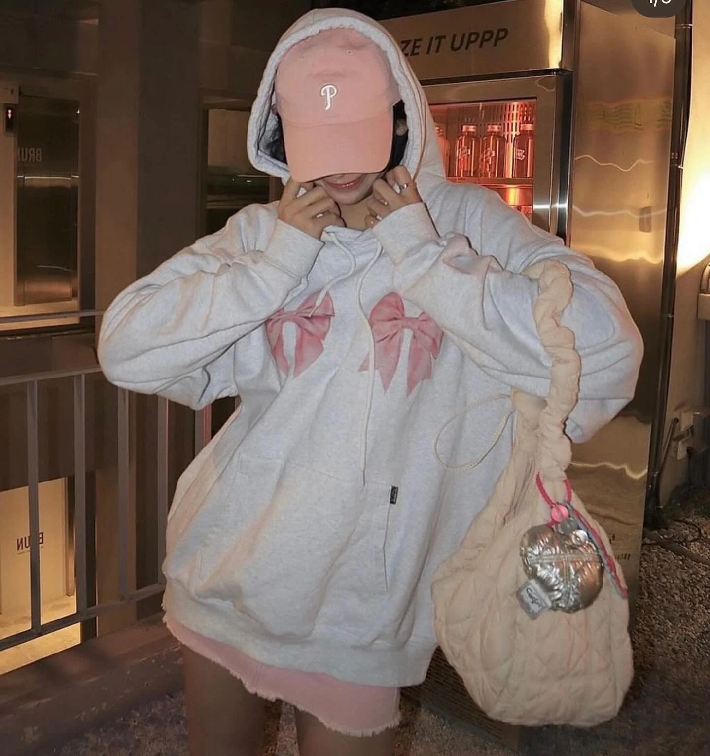 ルーズフィット パーカー スウェットシャツ ダブルバタフライノットプリント ラウンドネック レイジーフィーリングス レディース カジュアル 快適なコットンシャツ