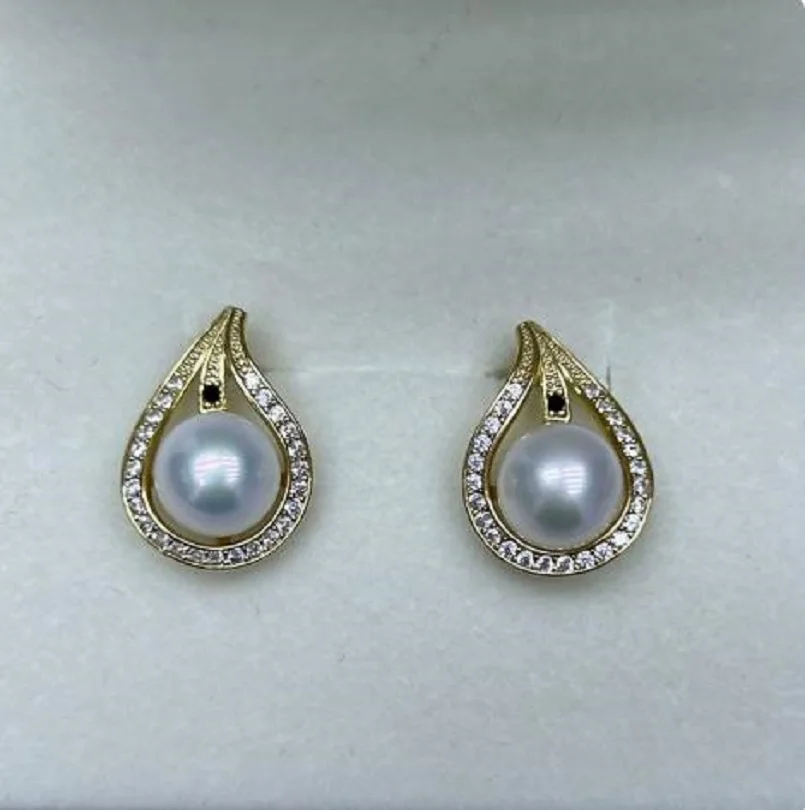 classic-natural-pearl-aaa7-8mm-japanese-white-round-pearl-earrings-925s