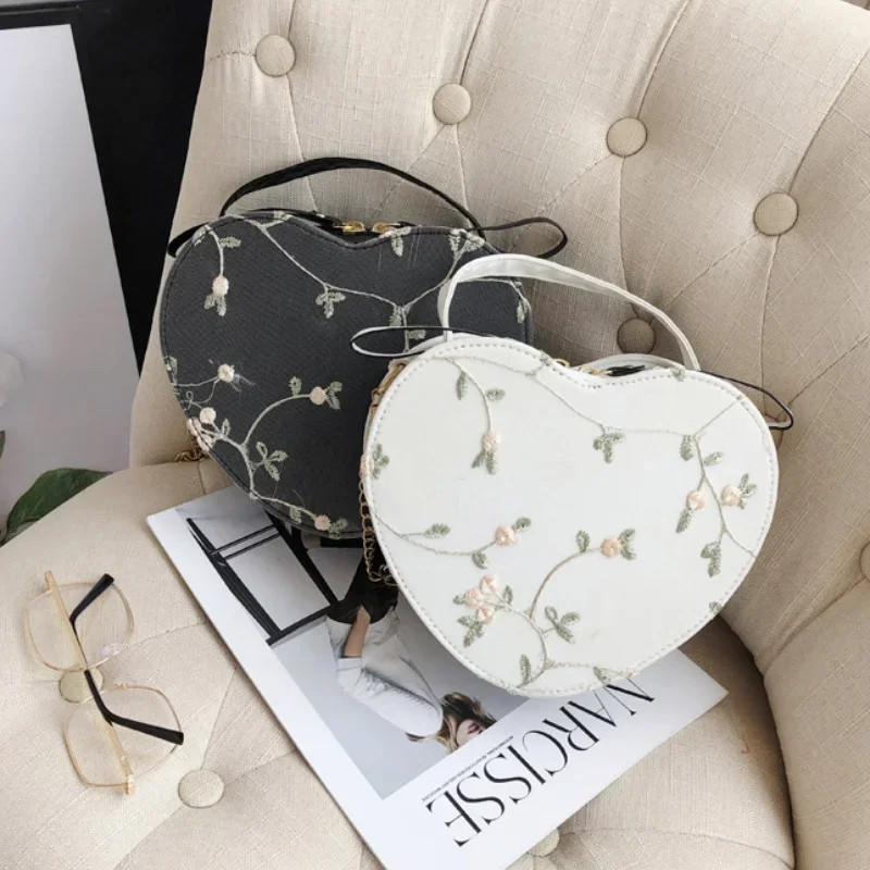 Women\'s Handbags Female Sweet Lace Heart Round PU Leather CrossBody Bags for Women Small Fresh Flower Chain Shoulder Bags Bolsa