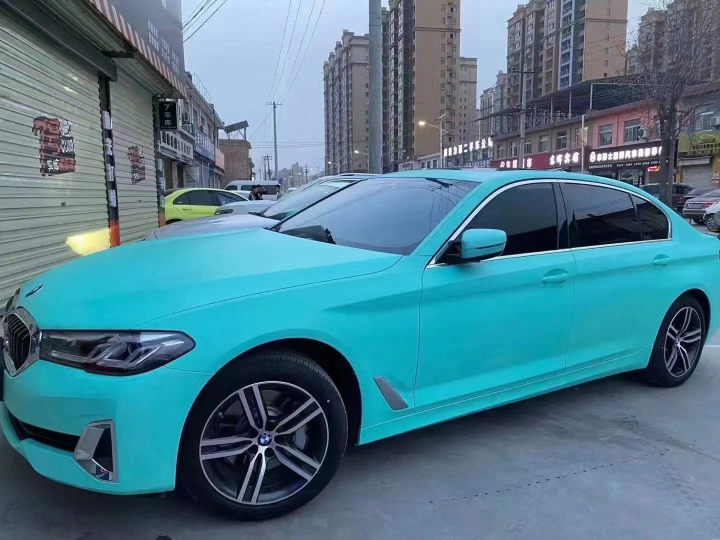 Chrome Wrap Vinyl Film Satin Glossy Chameleon Matte Diamond