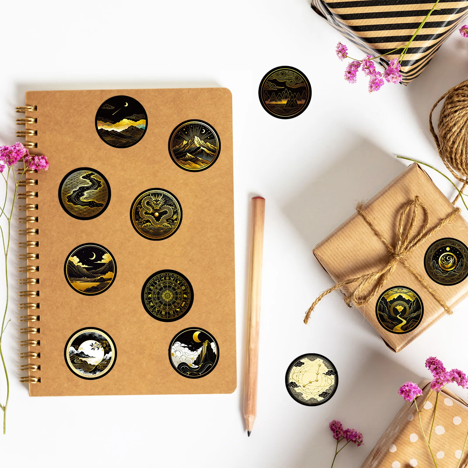 10/30/56 szt. Nowe czarno-złote naklejki z motywem niebiańskim, kreskówkowymi graffiti, okrągłe, z czarnymi krawędziami, kreatywne, personalizowane naklejki dekoracyjne ‌