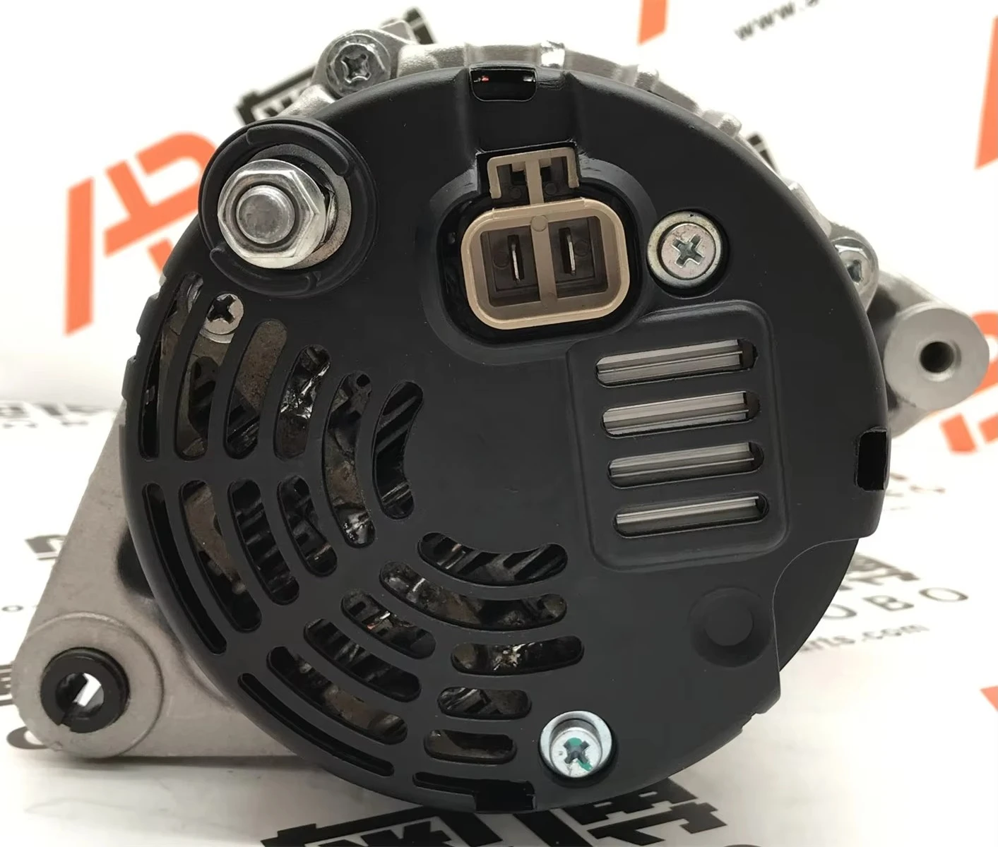 

S130 S150 S160 S175 S185 S220 S450 S550 Alternator 12V 90A 6678205