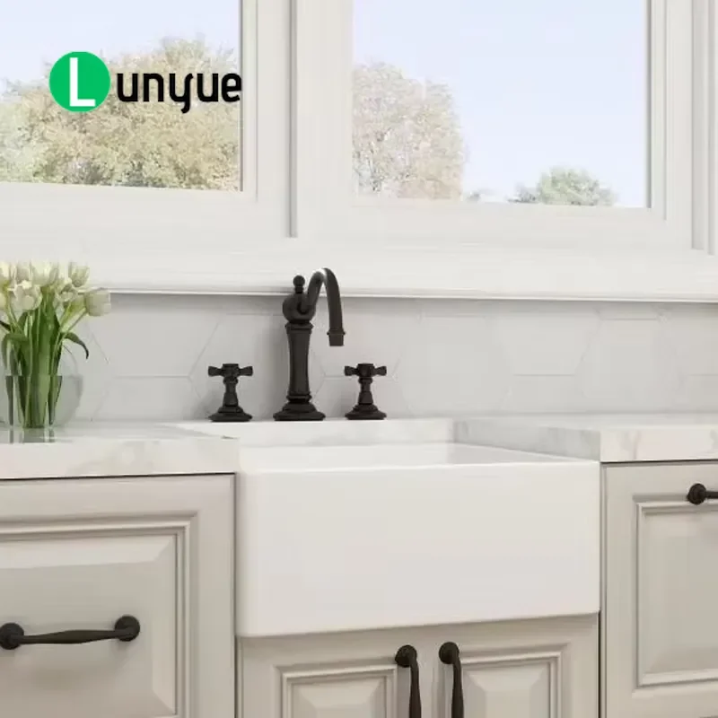 White Fireclay Ceramic Farmhouse Sink Deep Single Bowl Apron Front Kitchen Sink Porcelain Farm House Basin for Modern Rustic