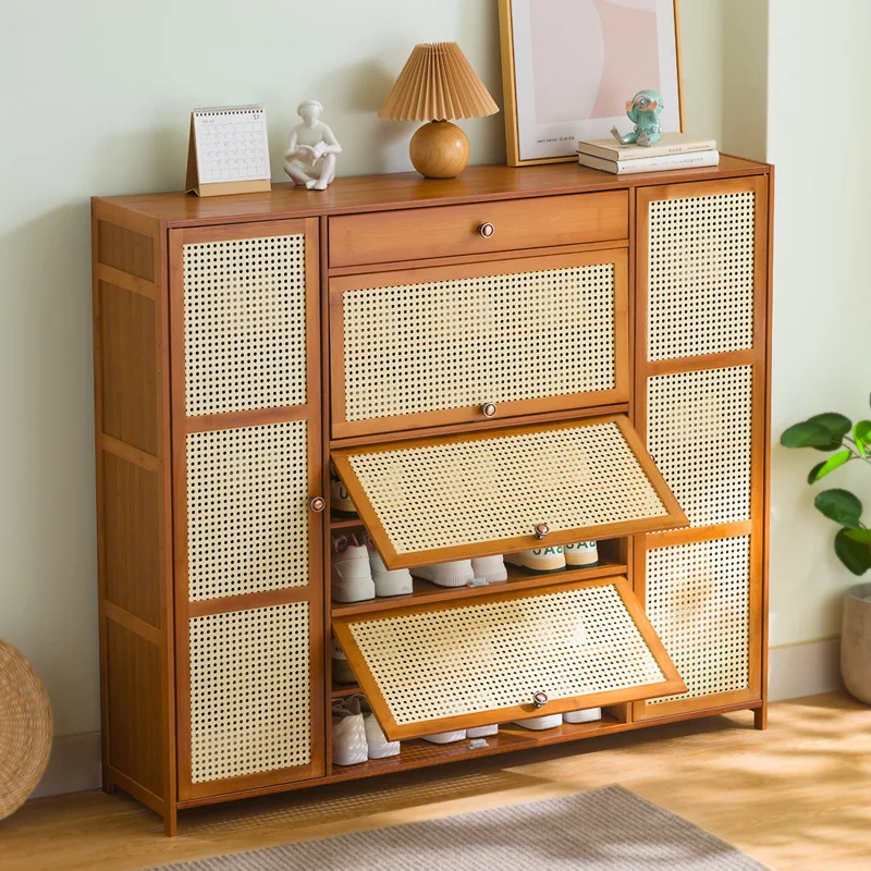 

Dust-proof shoe cabinet with door, simple modern entrance outside the household door, Nanzhu shoe rack small apartment