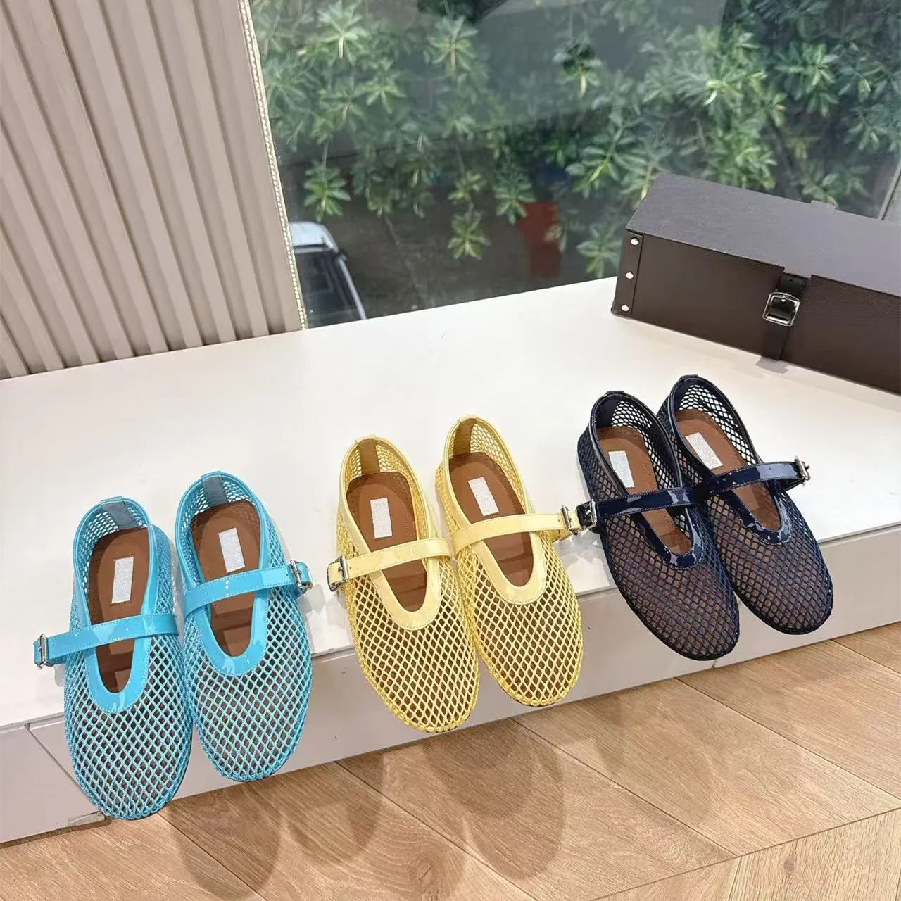 Personalized Hollow out Fashion Fishing Net Single Shoes for Women 26 Summer Lazy Fashion Retro Mary Jane Mesh Flat Sandals