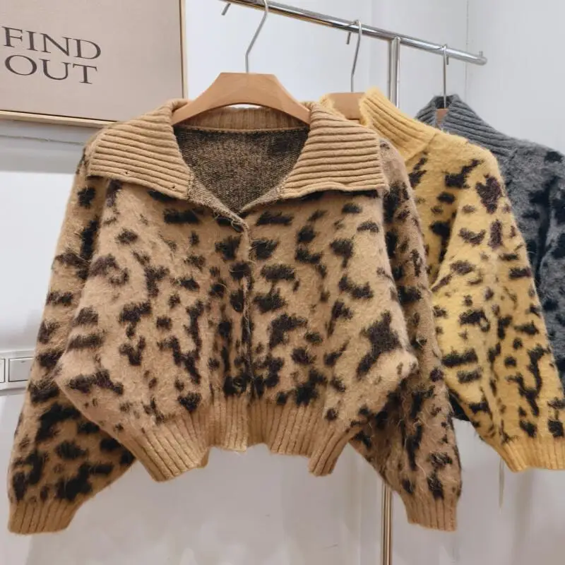 

Women Sweater Girl Winter Pullover Batwing Sleeve Cardigan Women Loose Short Knit Sweater Mohair Casual Oversized Sweater For