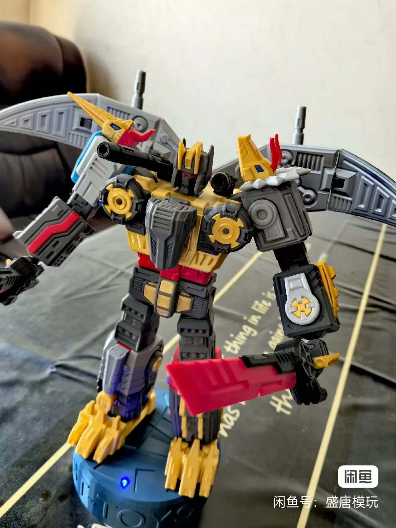 Autobot G1 Anime Character Shura King 3D Printed Multi-joint Movable Model (magnetic Luminous Eyes)