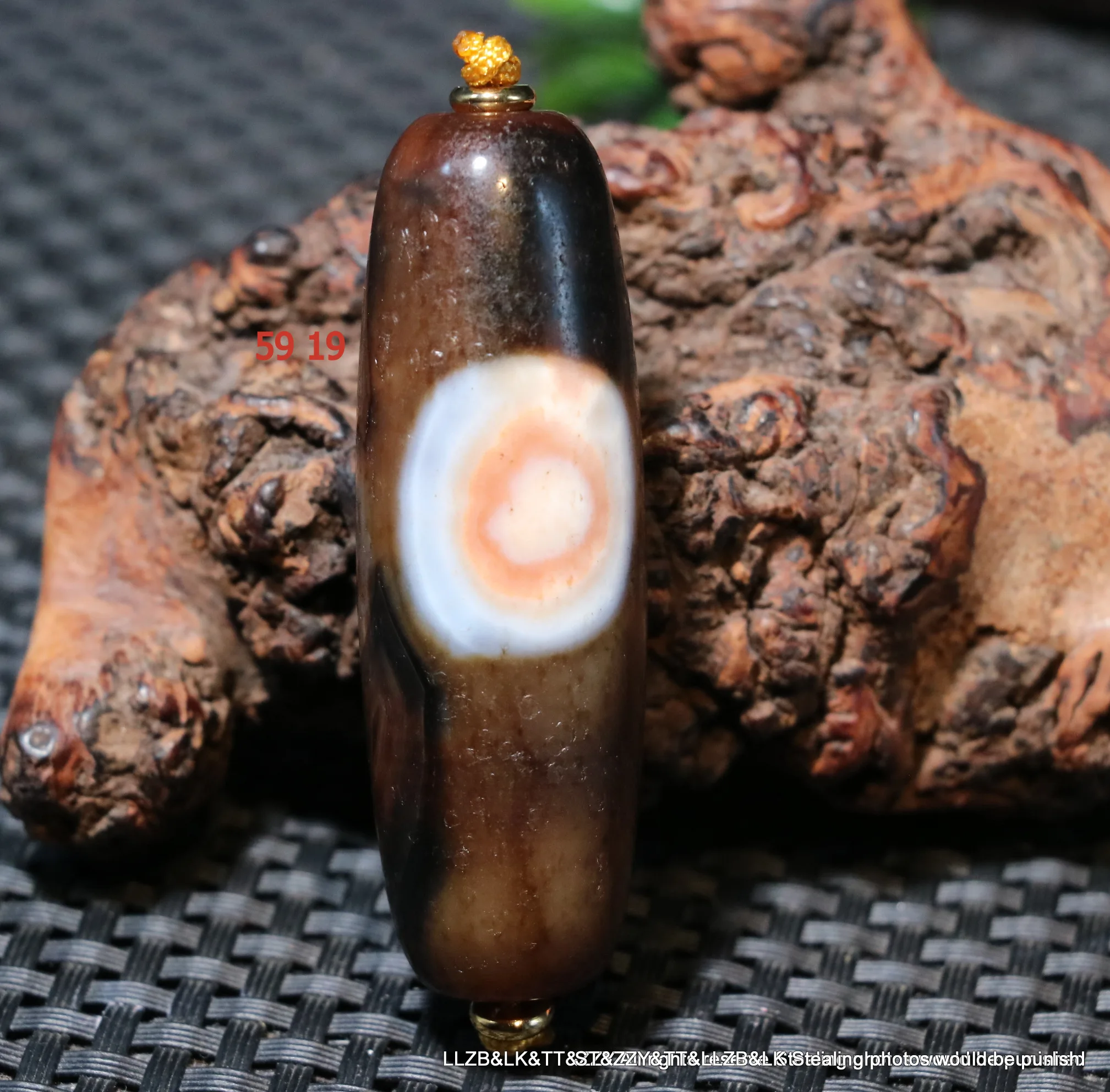 

Magic Power Energy Tibetan Old Agate Shinning Sun With Cinnabar Spots dZi Bead Amulet Big Drum Shape Pendant UPD220824A09