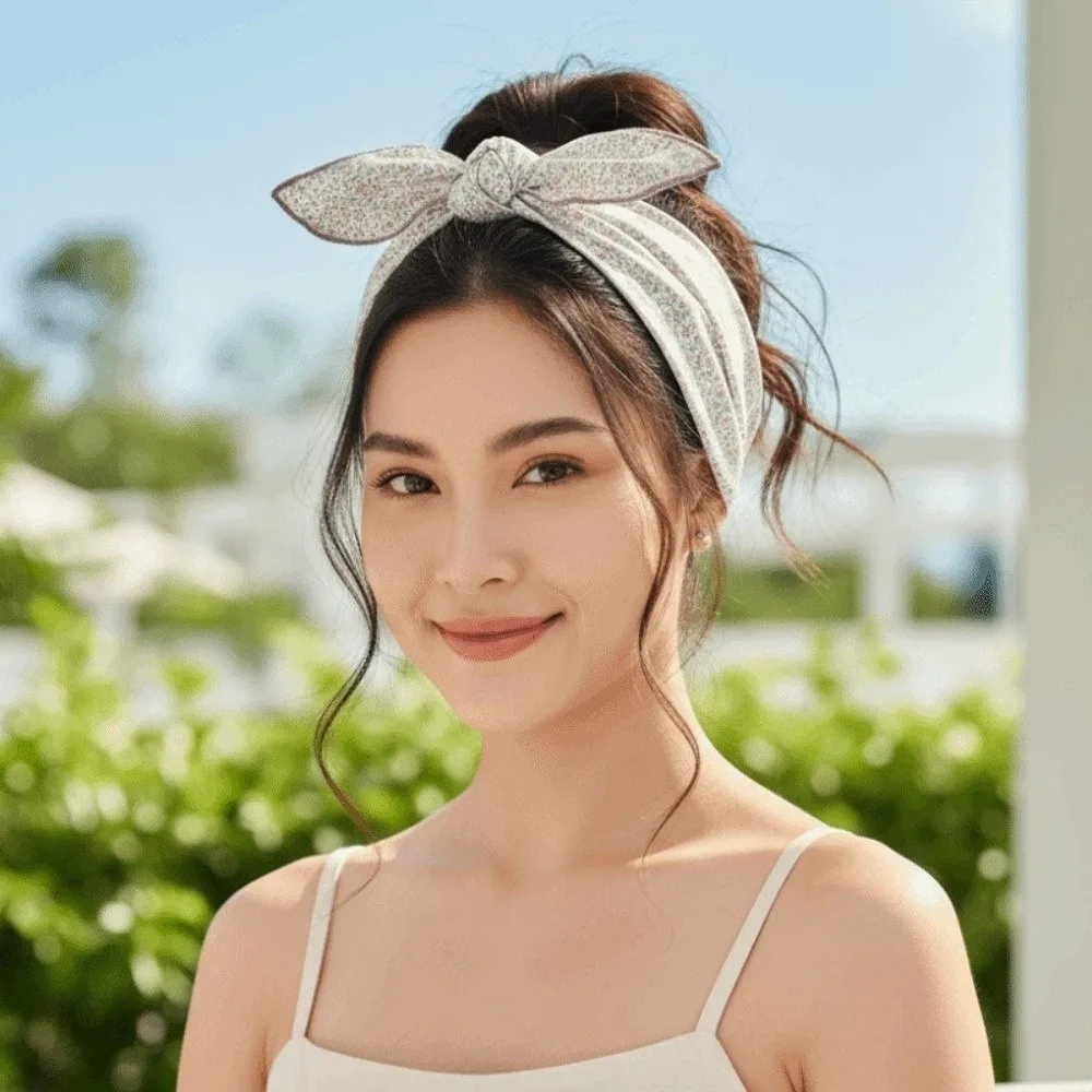 

Breathable Small Square Scarf Lightweight Sunshade Printed Silk Scarf Hair Band Headband Floral Patterned Headscarf Vacation