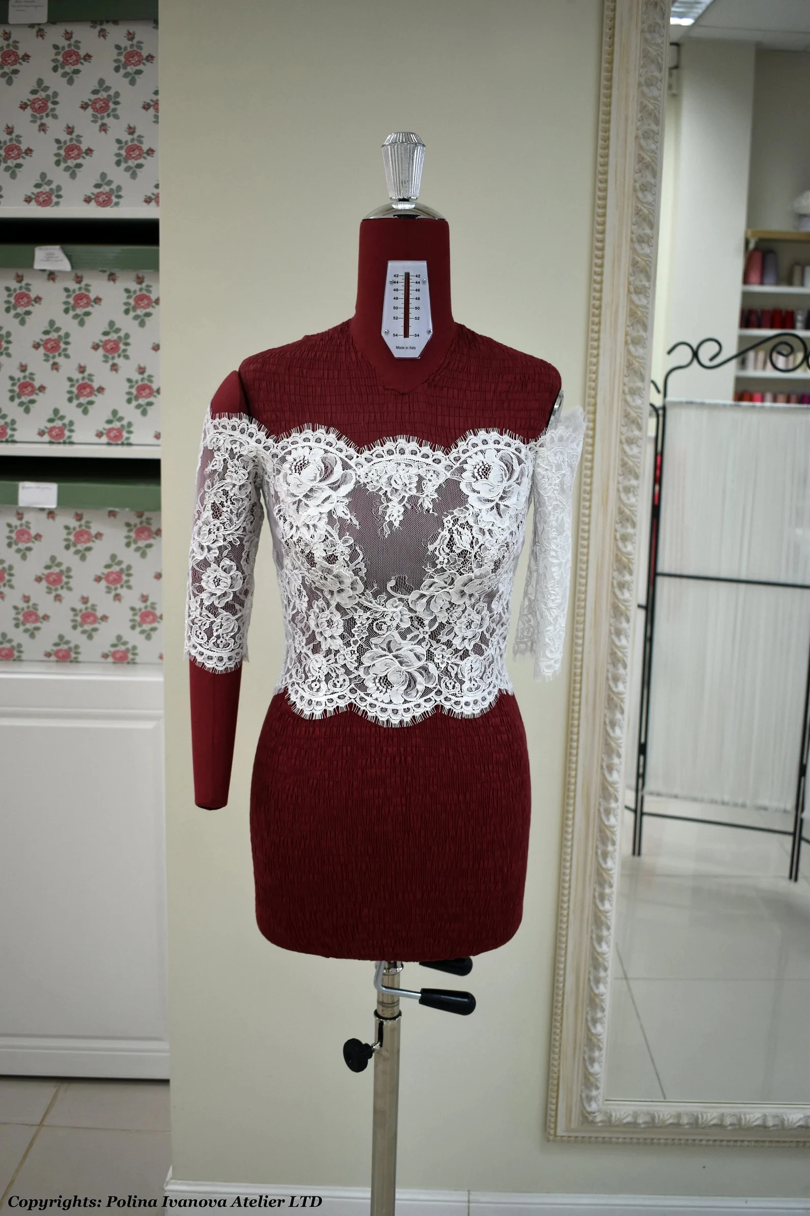 Customized Lace Wedding Boleros Off Shoulder Bride Jackets Shrugs Buttons Half Sleeves Bridal Capes Formal Party Women Accessory