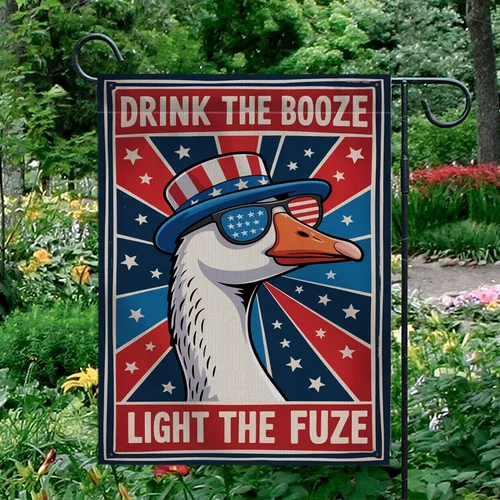 Banderola Decorativa Patriótica para Jardín con la Frase "Drink The Booze Light The Fuze" para el 4 de Julio de EE. UU. OOV IIC