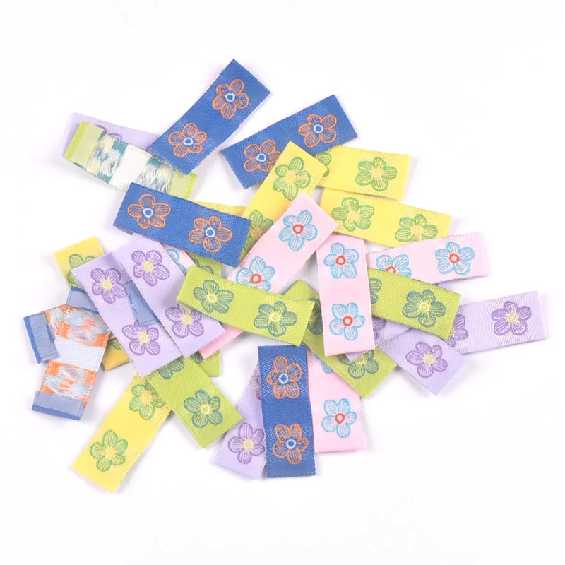 50Pcs Candy Color Mixed Flower Pattern Embroidery Labels Garment Tags For Sewing Accessories Clothes Bag Handmade DIY Supplies