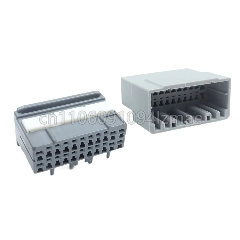 22 Pin Car AC Assembly Composite Connector Auto Power Amplifier Electric Cable Socket 917989 917989-6 90980-11392