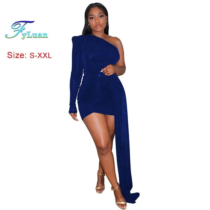 2025 แฟชั่นผู้หญิงชุดมินิไหล่เอียงหนึ่งแขน Silky เงาพื้นผิวกระชับหญิงชุดราตรีเสื้อผ้า