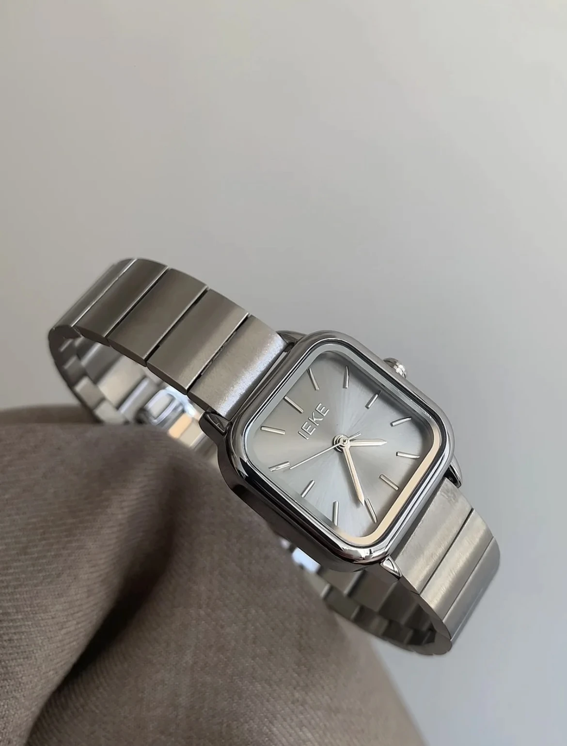 Original Gift Simple Temperament High-end Square Luxury Silver-gray Steel Band Quartz Watch for Women Gift for Girlfriend