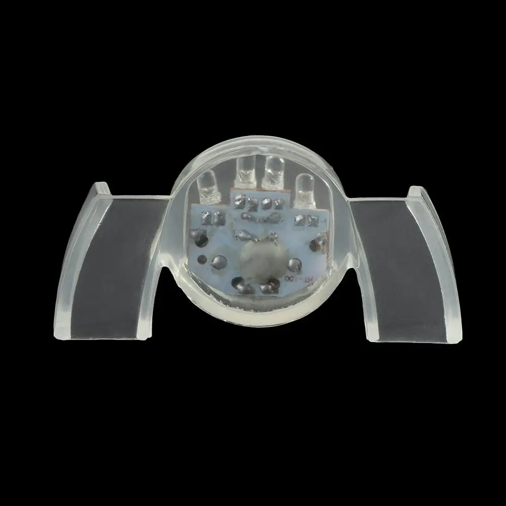 Regalo creativo lampeggiante LED festa per bambini flash bocca illuminata giocattoli bretelle dente luminoso