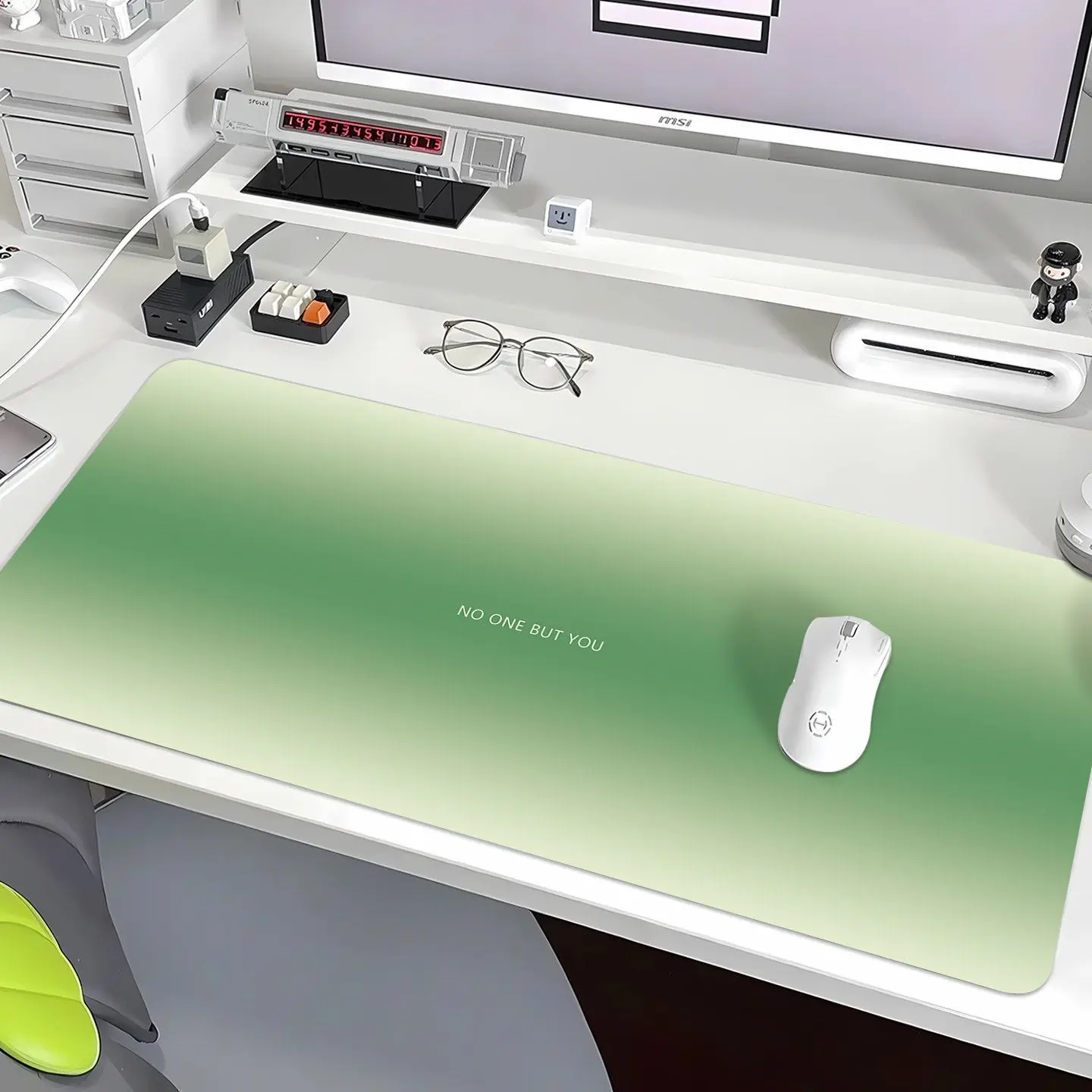 Leather Desk Pad Protector Gradient Green Mouse Pad Office Desk Mat Waterproof NonSlip Oilproof PU Desk Blotter Keyboard Pad