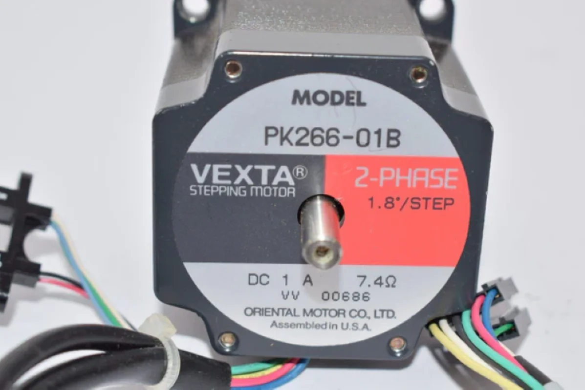 

Brand New Vexta Oriental Motor PK266-01B PK26601B 2 Phase 1.8" Stepper Motor 1A