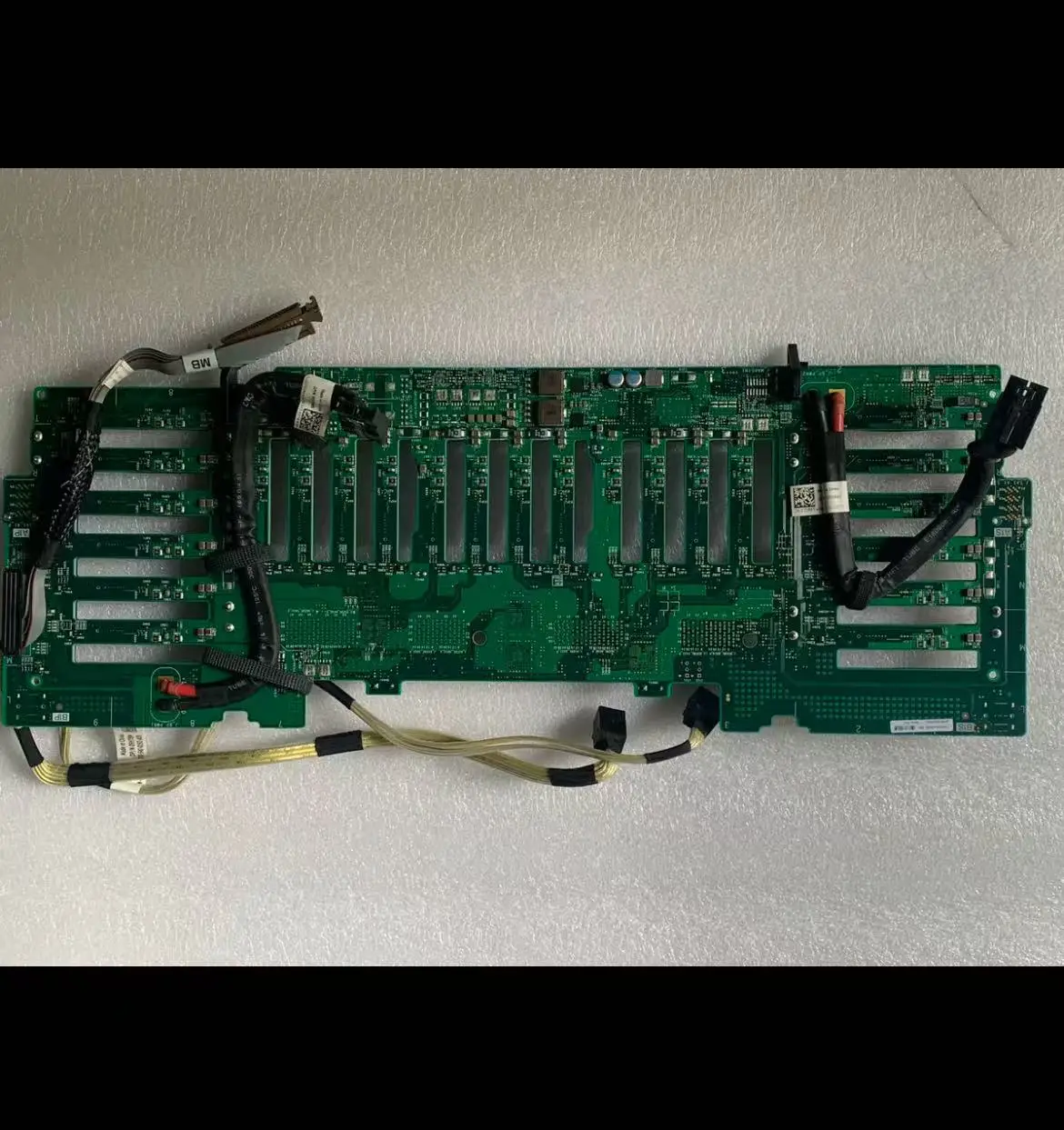 

JXR3K 0JXR3K 0V3665 ДЛЯ сервера Dell R920, 24-битная 2,5-дюймовая объединительная плата жесткого диска