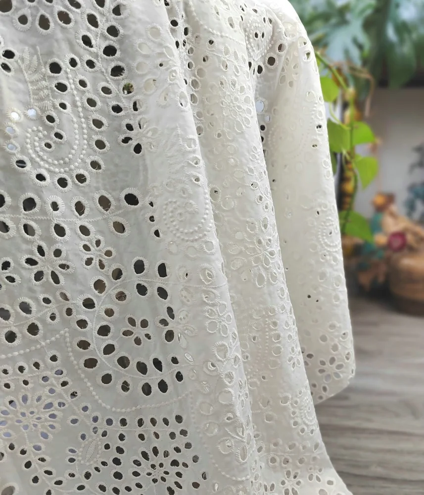 100% White pure cotton embroidery lace fabric eyelect hole embroideried clothing for woman dress apparel with big flower