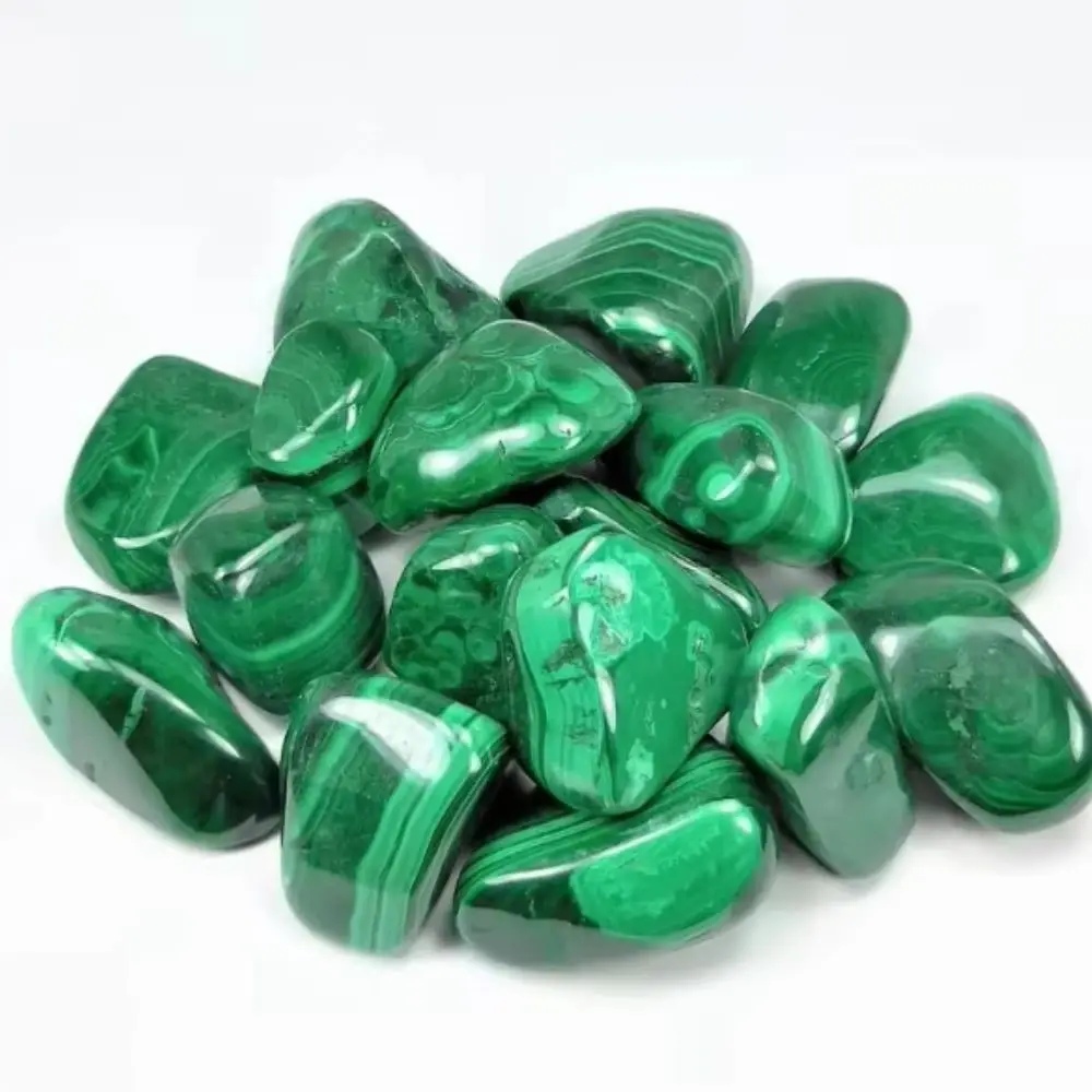 100% Top Quality Polished Crystal Green Gemstones Rocks Worry Stone Premium Quality Crystals Tumbled Gemstone