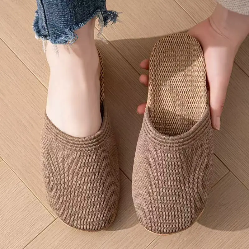 

Men Summer New Baotou Mesh Linen Slippers Lightweight Breathable Non Slip Lovers Home Slippers Sweat Absorbing Floor Slippers