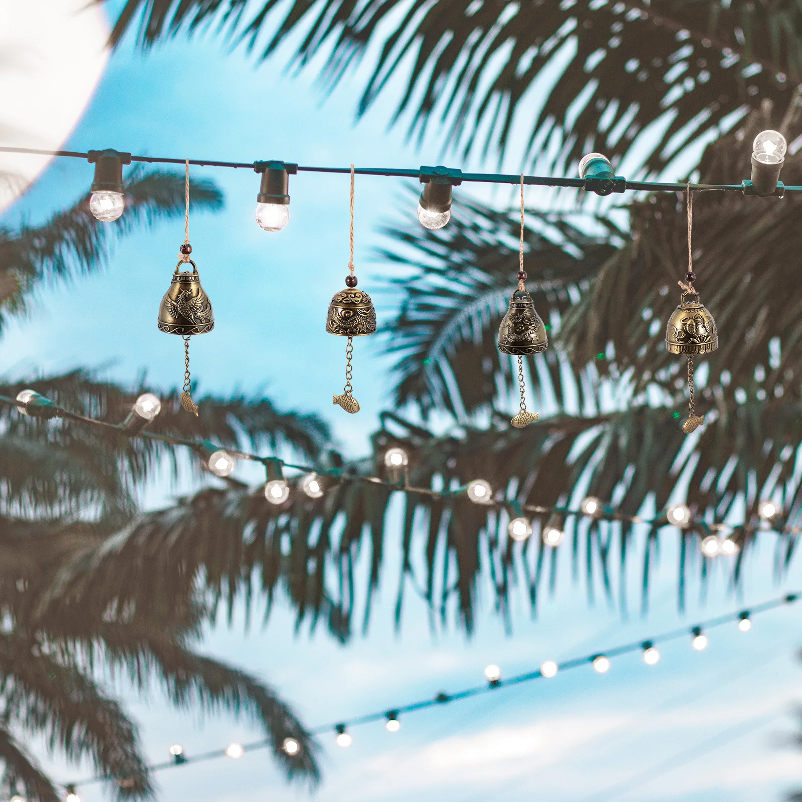 

4Pcs Metal Windbell Pendants Vintage Creative Iron Wind Chime Decor Home Office Garden Gifts Wind Bell Pendants