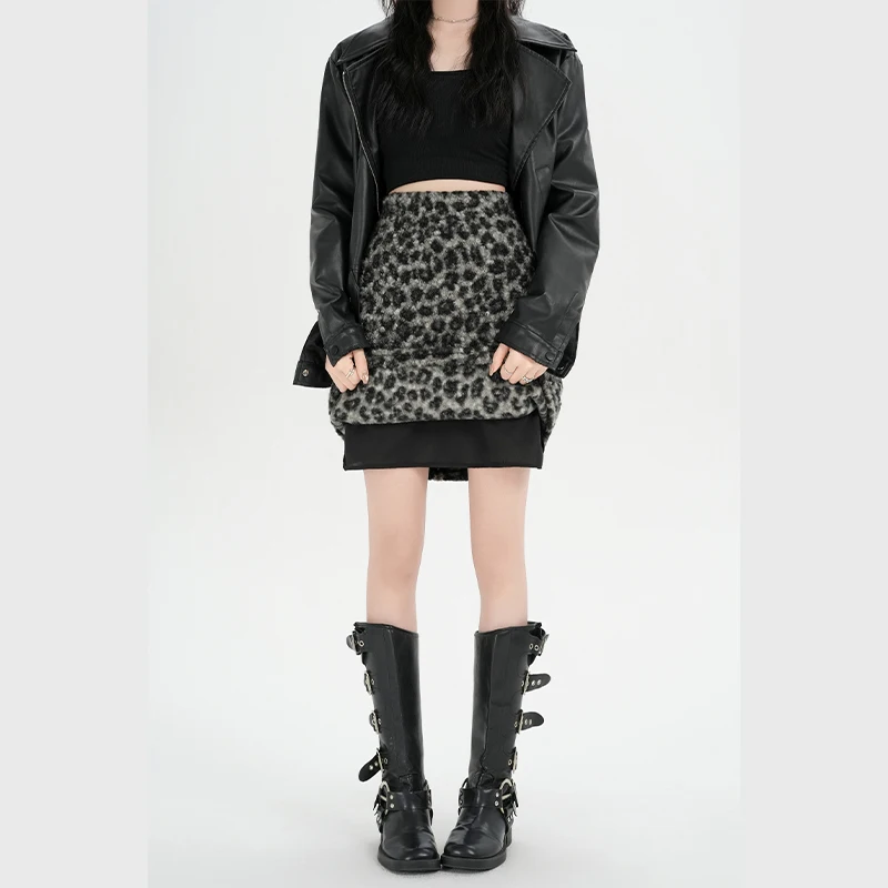 กระโปรงสั้นลายเสือดาวสำหรับผู้หญิง ผ้าขนสัตว์ แฟชั่นฤดูใบไม้ร่วงฤดูหนาว 2026 เอวสูง ยางยืด ทรงเอ กระโปรงหนา สไตล์สตรีทแวร์