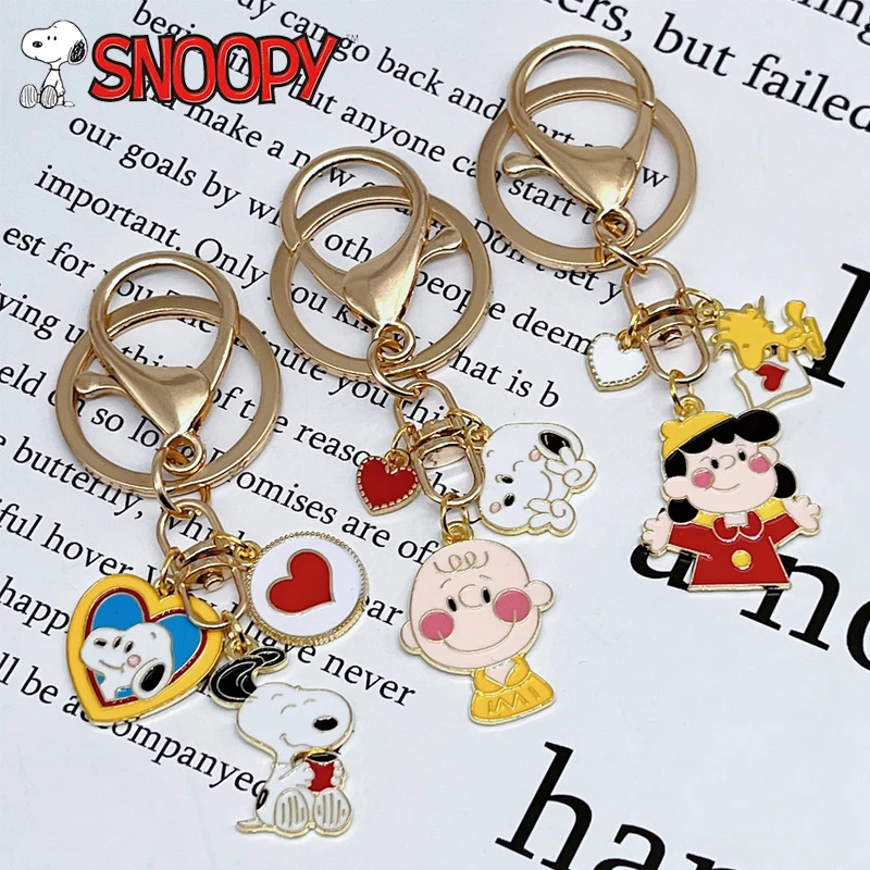 Creative Snoopy Cartoon Keychains Puppy Cute Pendant Car Keychain Bag Accessories Charms Key Ring Pendant Kids Birthday Gifts