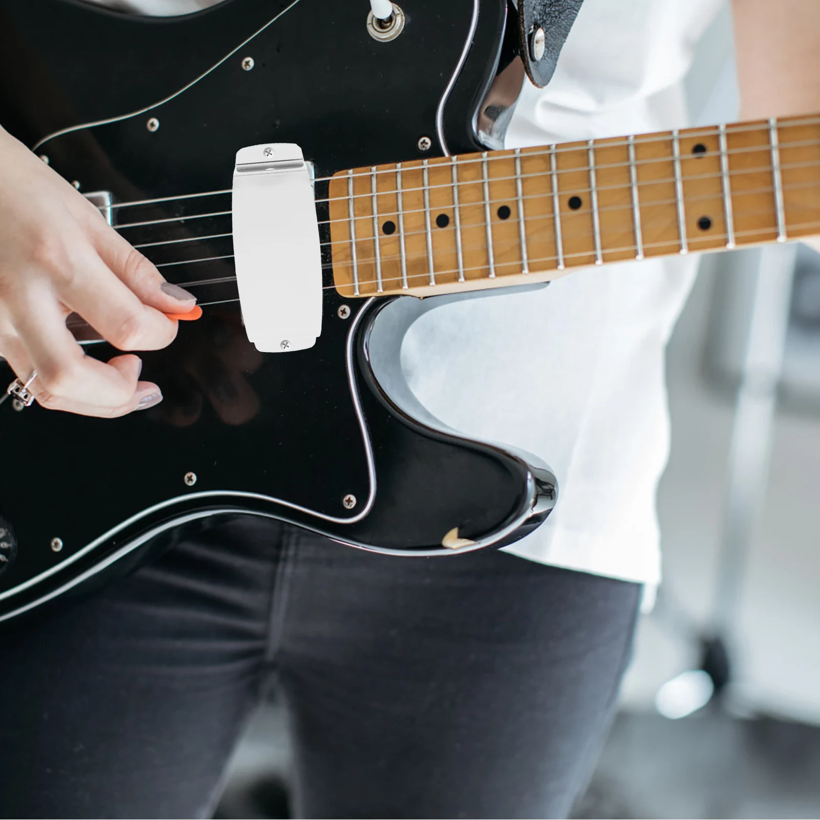 

1Pcs Bass Pickup Cover Delicate Craftsmanship Strong Durability Easy to Protect and Maintain Sound Quality Protective Cover