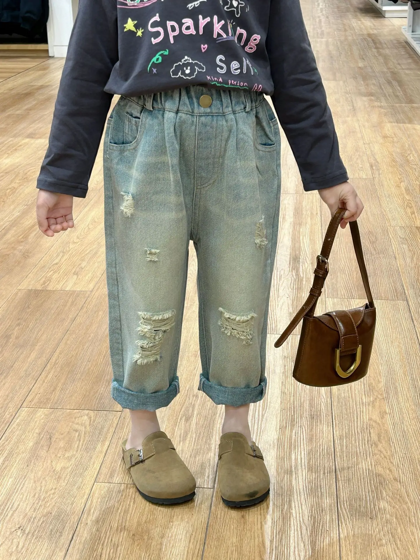 

2024 Spring New Children Loose Denim Trousers Girls Casual Pants Toddler Fashion Versatile Ripped Jeans Kids Vintage Harem Pants