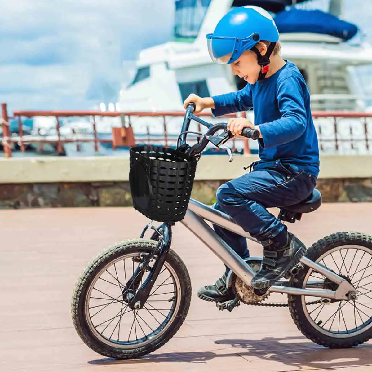 

Bike Basket Durable Plastic Storage Basket Water Resistant Easy Install Strap Design Smooth Surface Outdoor Cycling