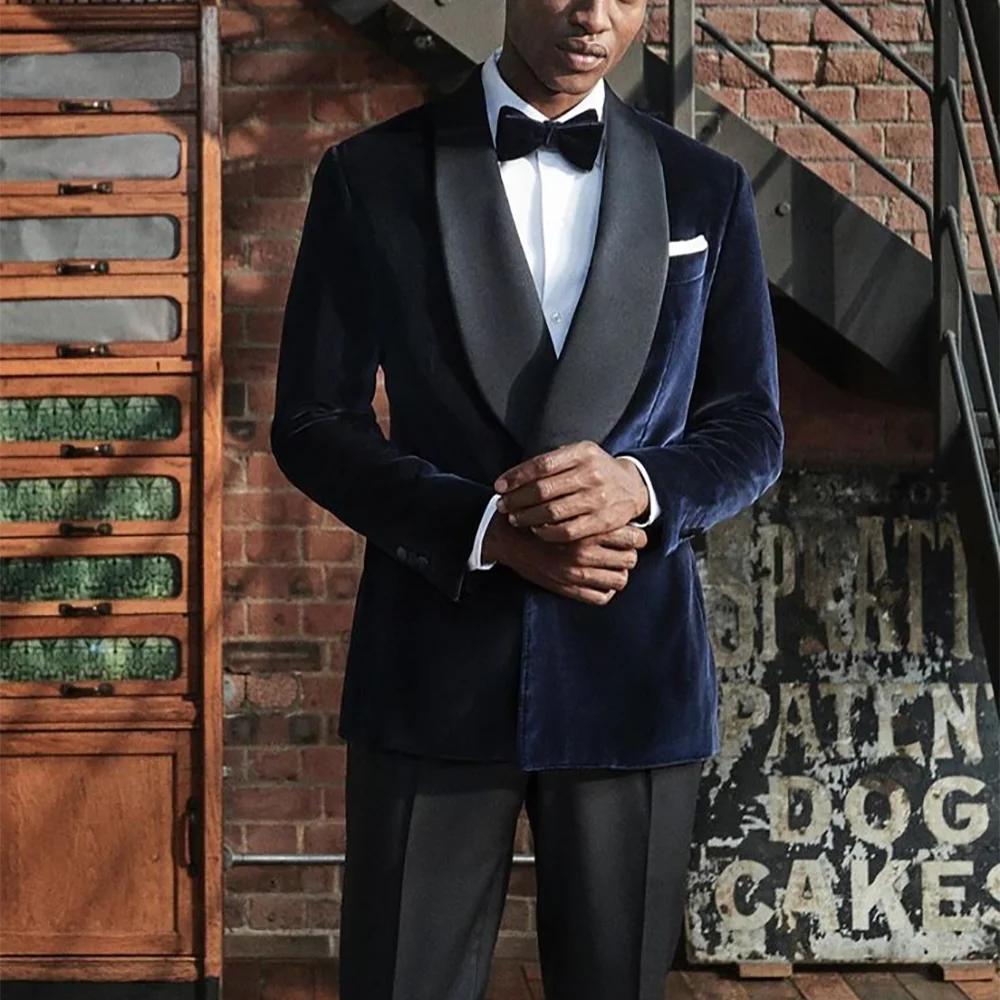 التصميم الكلاسيكي شال طية صدر السترة الرجال البدلة عالية الجودة الأعمال الزي مناسبة رسمية العريس الزفاف مجموعة قطعتين سترة السراويل
